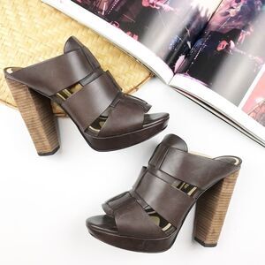 Vera‎ wang lavender label leather sandals brown